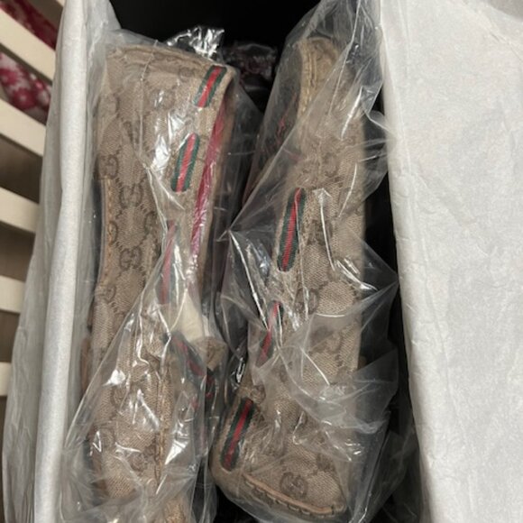 GUCCI MONOGRAM CANVAS DRIVING SHOES GROSGRAIN TRIM SIZE 8.5B - Picture 5 of 6